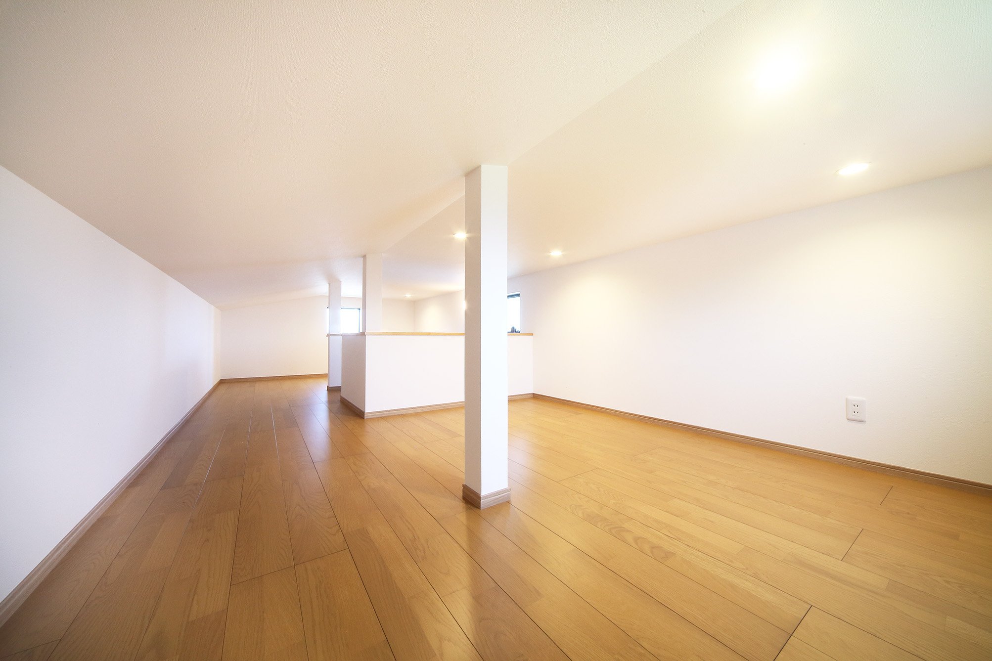 12帖の大型ロフト